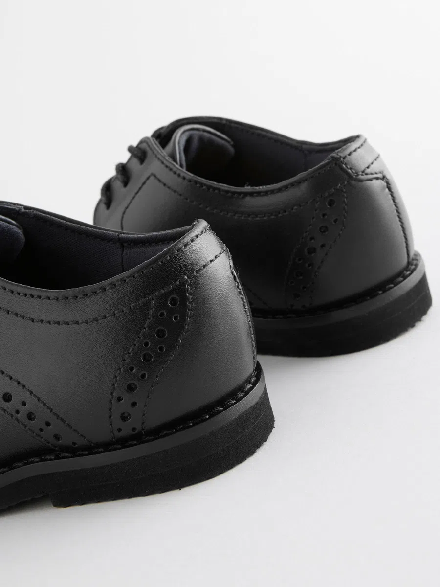 NEXT Jungen Standard Passform (F) Edle Budapester aus Leder