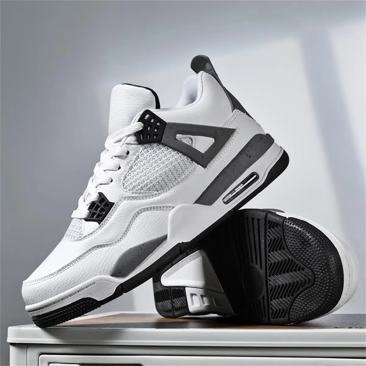 Klassische Herren-Skateschuhe Air 4 Retro, Fitness-Turnschuhe für Basketball, Freizeit, Arbeit, Laufen